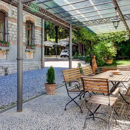 فيلة Marzia History & Nature Dizzasco